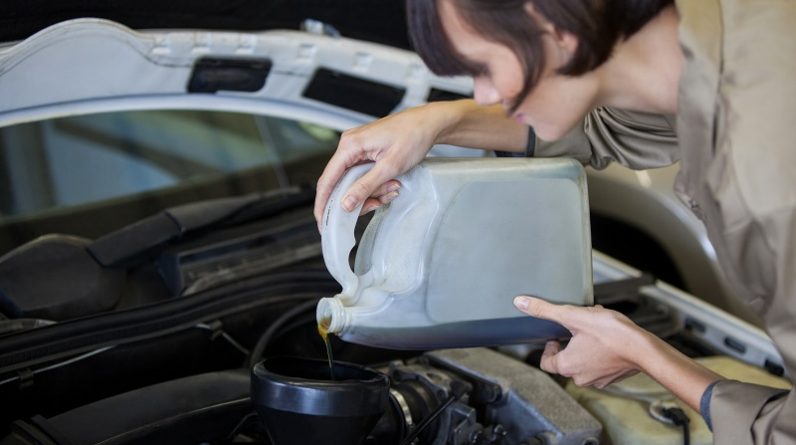 oli mesin mobil terbaik dari Idemitsu